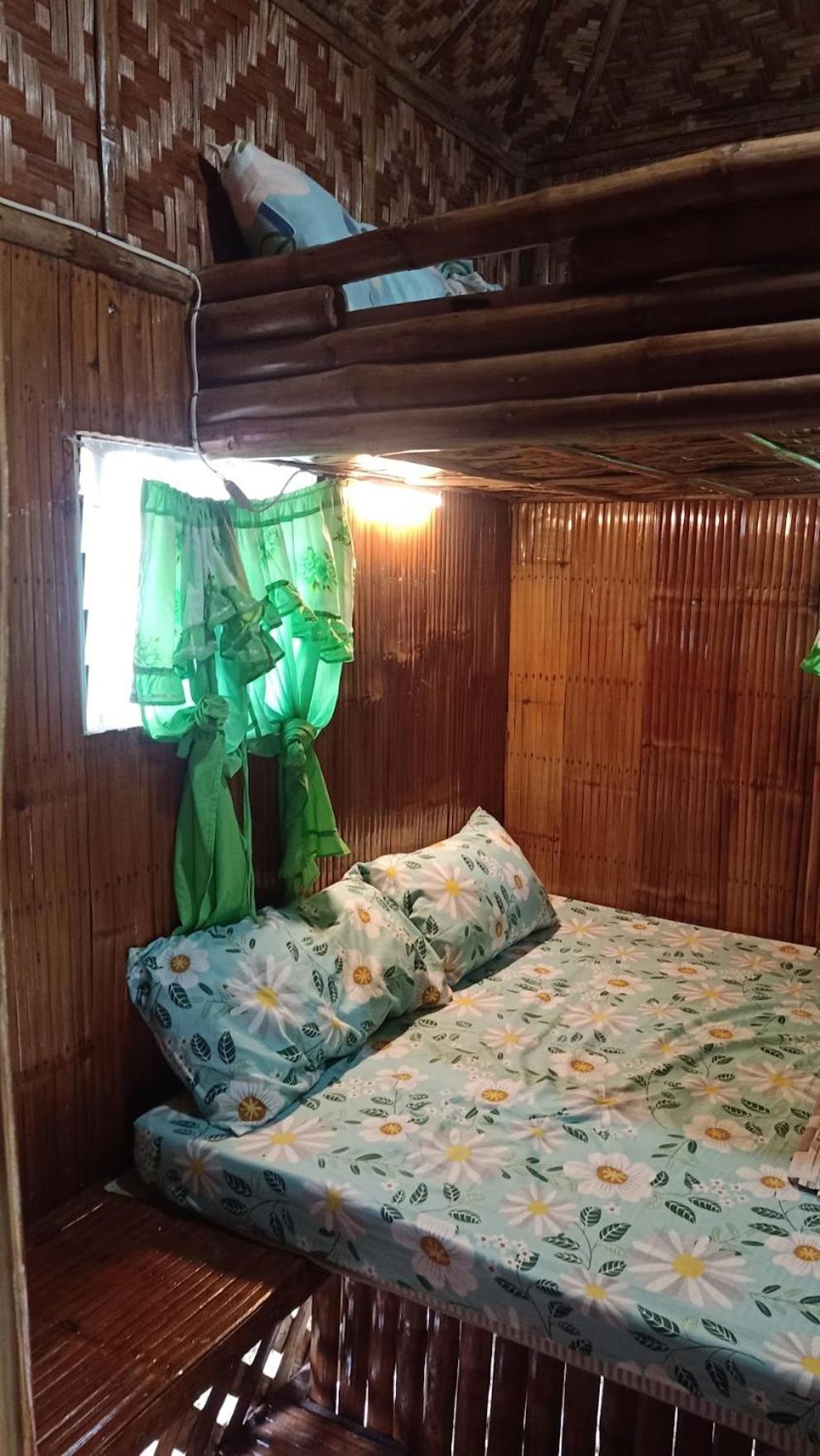 Moalboal Bamboo House / Rooms Экстерьер фото