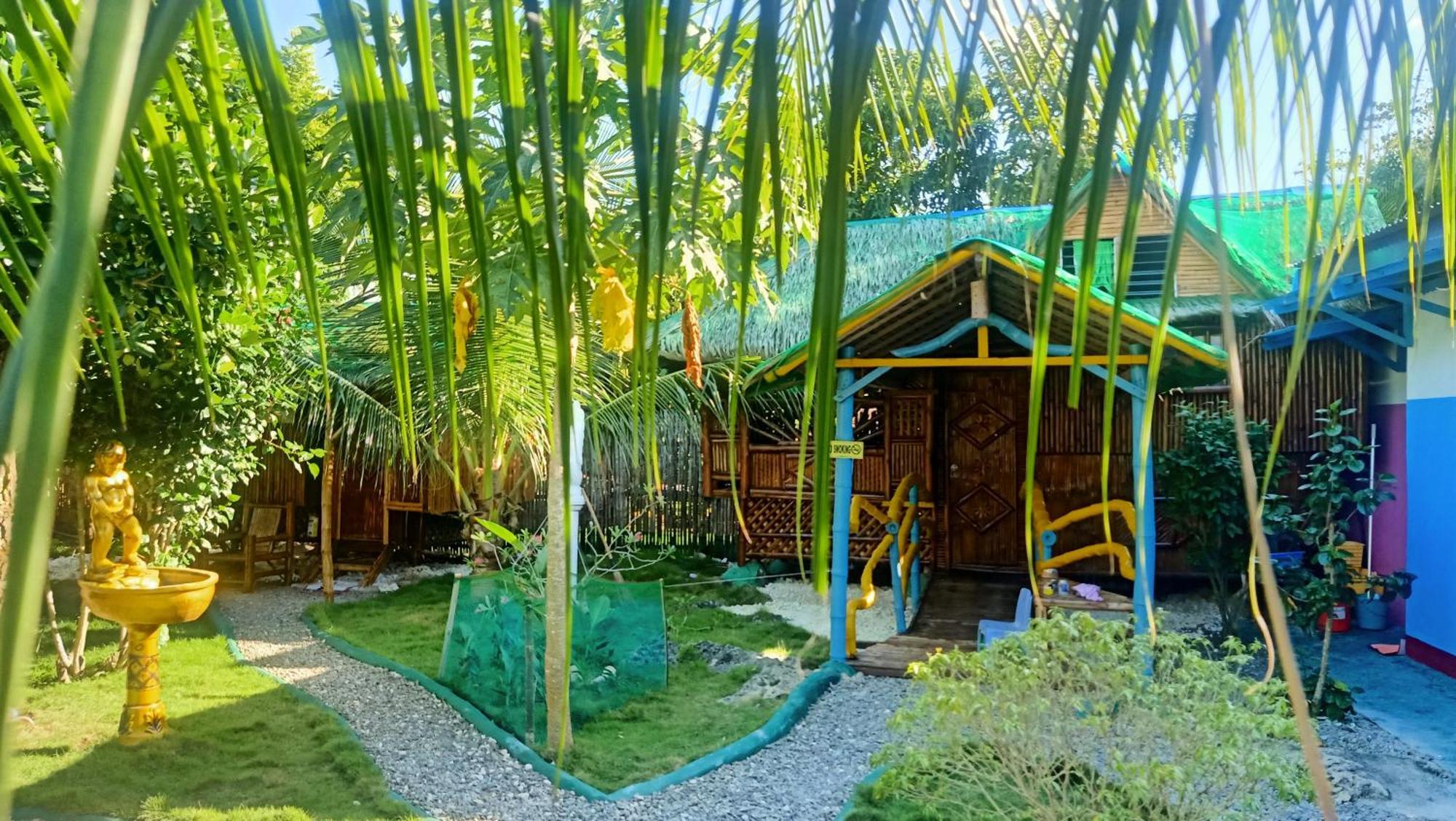 Moalboal Bamboo House / Rooms Номер фото